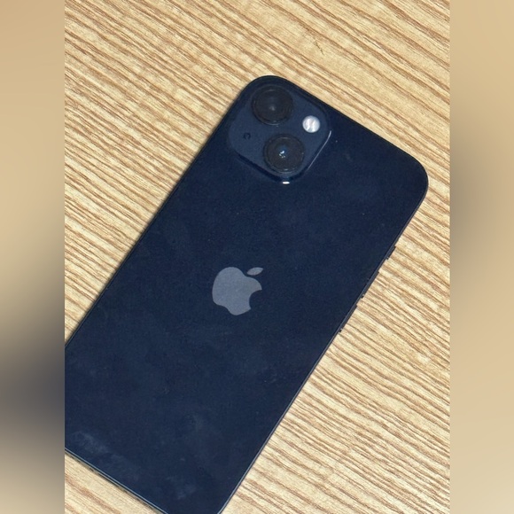 Name: iPhone 13 iOS 16.1 - Picture 2 of 4